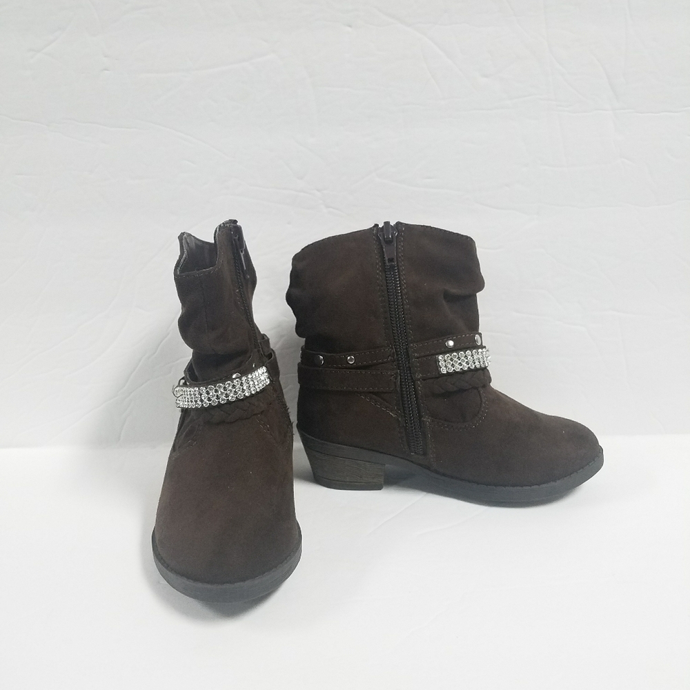 Piper boots, toddler size 8